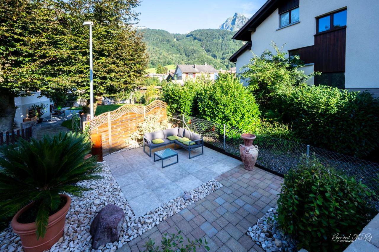 Zimmer Mit Eigenem Badezimmer Näfels Exteriér fotografie